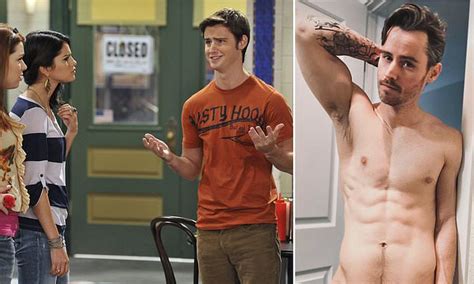 david henrie leaked|Wizards of Waverly Place alum Dan Benson reveals leaked。